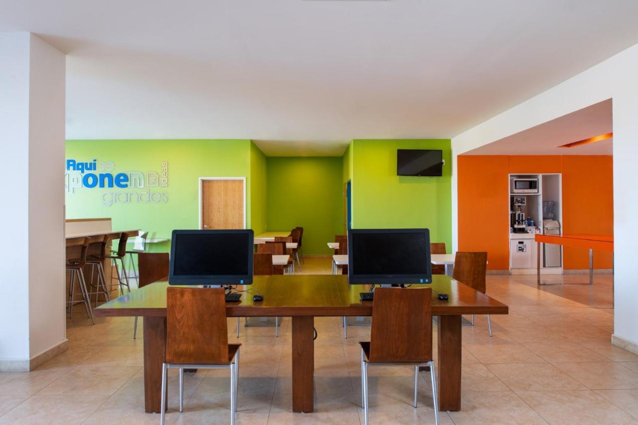 Hotel One Puerto Vallarta Aeropuerto Zewnętrze zdjęcie