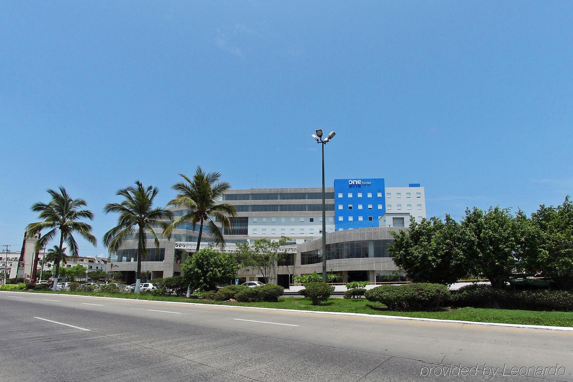 One Puerto Vallarta Aeropuerto Zewnętrze zdjęcie